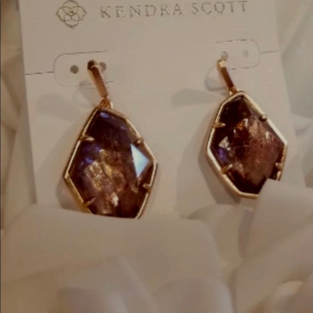 NWT Kendra Scott Dunn Rose Gold Sable Mica Drops MSRP $158 😍 - Picture 4 of 9